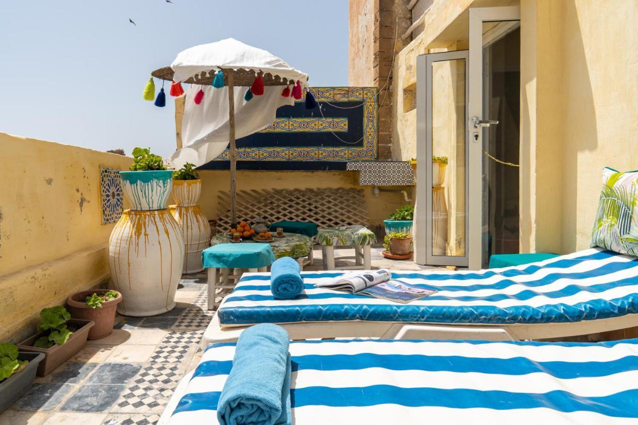 Riad Lunetoile 에사우이라 외부 사진