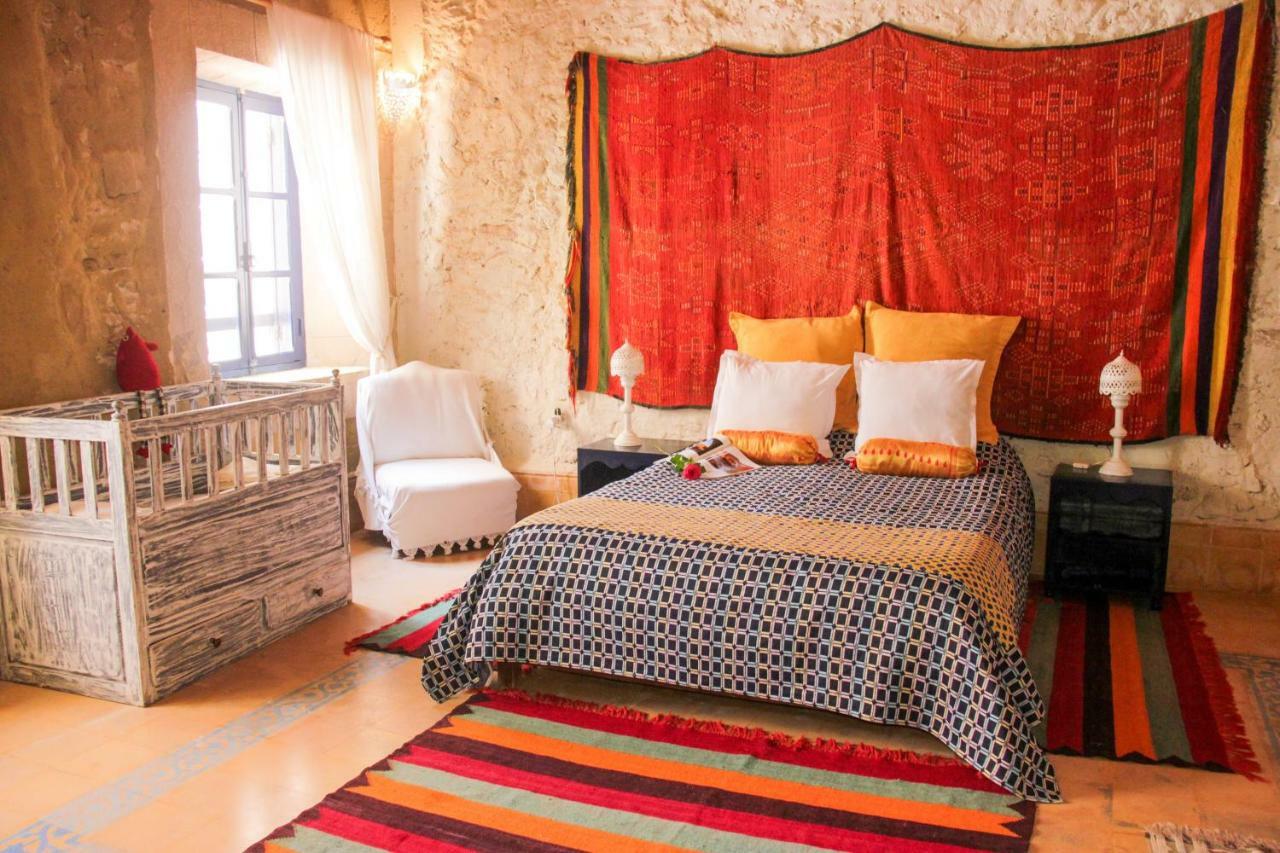Riad Lunetoile 에사우이라 외부 사진