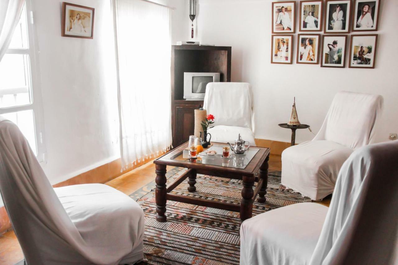 Riad Lunetoile 에사우이라 외부 사진